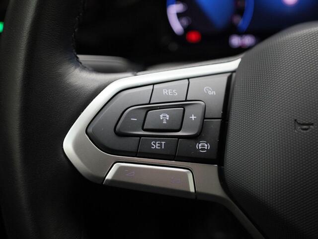 Volkswagen GOLF 1.5TSI/130PK Life · Apple/Android Car Play · Navigatie · LED · Stoelverwarming · Garantie tot april 2026 · TOPDEAL