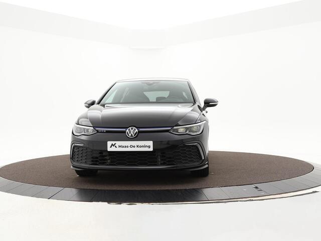 Volkswagen GOLF 1.4 245pk DSG eHybrid GTE · Apple/Android Car Play · Navi · Head-Up Display · P-Sensoren · Park Assist · 17'' Inch · Garantie t/m 20-01-2027 of 100.000km