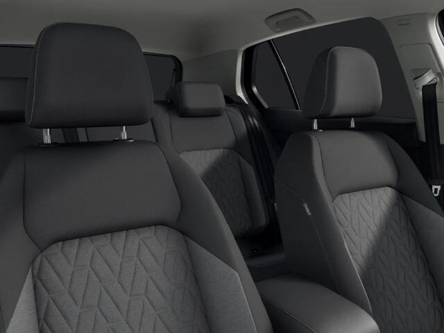 Volkswagen GOLF Life Edition 1.5 eHybrid 204 PK 6 versn. DSG · Achteruitrijcamera · Draadloze telefoonlader · Sfeerverlichting · Stuurwiel verwarmd ·