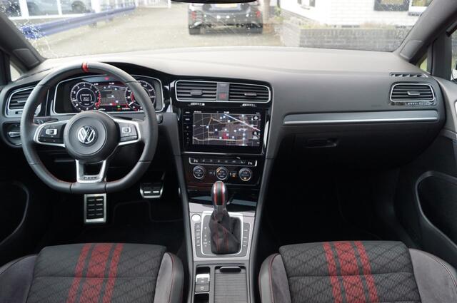 Volkswagen GOLF GTI TCR 2.0 TSI (290pk) DSG Pano/ACC/Camera/DCC/Navi Pro/Keyless