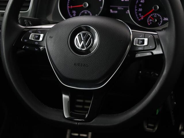 Volkswagen GOLF 1.0 TSI Comfortline Business | Stoleverwarming | Carplay | Massage | Navigatie | Parkeerhulp | Adaptive cruise | Climate control | DAB | Bluetooth