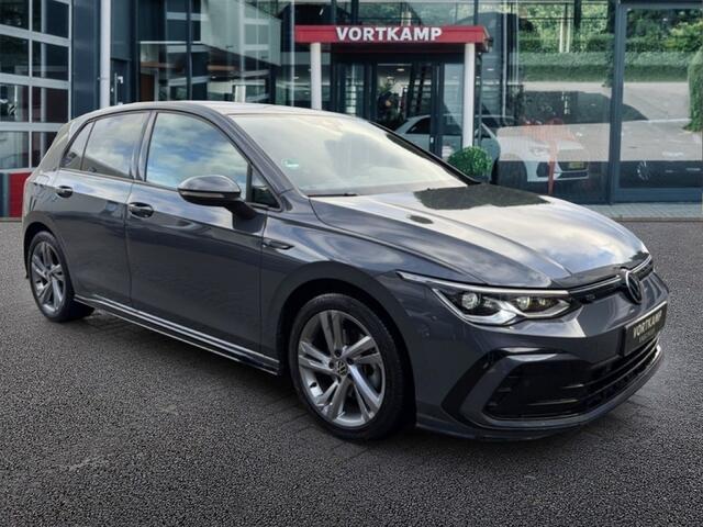 Volkswagen GOLF 1.5 eTSI DSG R-LINE CAMERA/NAVI/CARPLAY/ACC/STOEL-STUURVERW