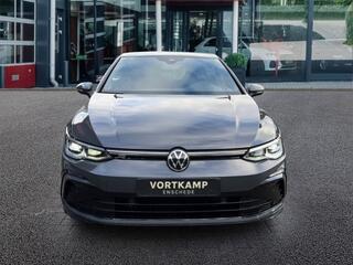 volkswagen-golf-1.5-etsi-dsg-r-line