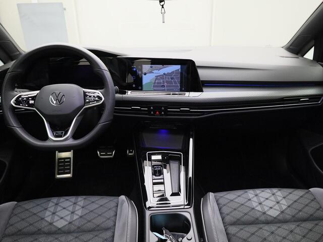 Volkswagen GOLF 1.5eTSI/150PK R-Line DSG · Panoramadak · Apple/Android Car Play· Camera + Parkeersensoren · Garantie tot april 2028 of 100000km.