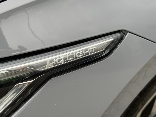 Volkswagen GOLF 1.5 eTSI Style Pano-Dak | IQ. Light | Stoelverw. | Massage |