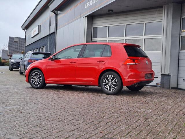 Volkswagen GOLF 1.2 TSI Connected Series Cruise Controle, Stoelverwarming,
