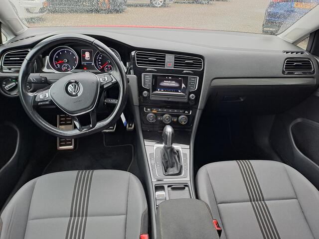 Volkswagen GOLF 1.2 TSI Connected Series Cruise Controle, Stoelverwarming,