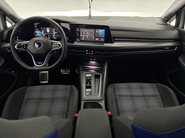 Volkswagen GOLF 1.4 eHybrid GTE Black Style | SOH 89% | Sfeer | Virtual | Adap. Cruise | Stoel/stuur verw. | Camera | Carplay