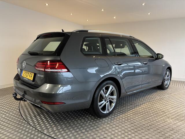 Volkswagen GOLF 1.5 TSI ComforLine Business 17" inch, Trekhaak