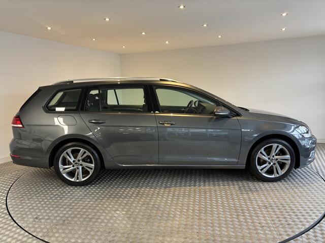 Volkswagen GOLF 1.5 TSI ComforLine Business 17" inch, Trekhaak