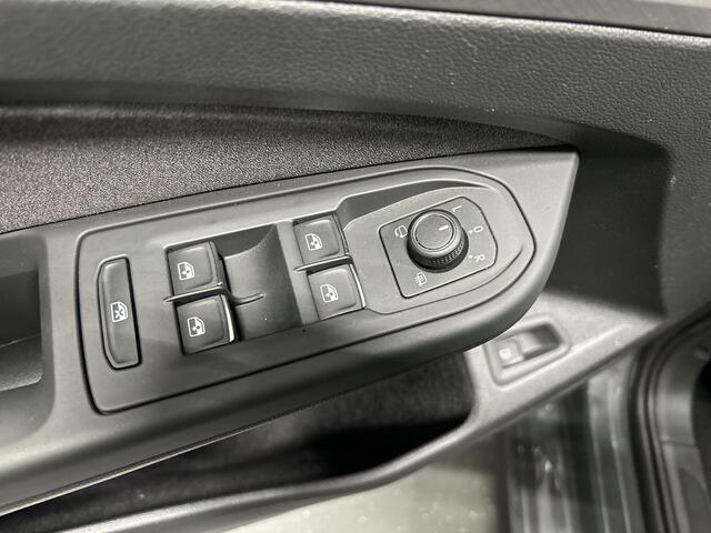 Volkswagen GOLF 1.5 eHybrid 204pk DSG Life Edition · Camera · Apple/Android Car Play · P-Sensoren · Keyless · 18'' Inch · Garantie t/m 19-05-2029 of 100.000km