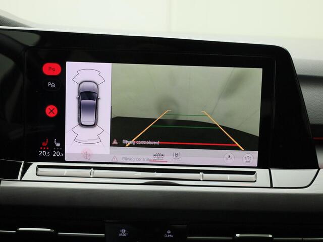 Volkswagen GOLF 1.5TSI/130PK Style · Panoramadak · Camera + Parkeersensoren · Apple/Android
