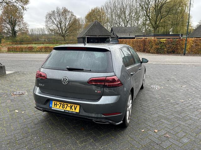 Volkswagen GOLF 1.4 TSI Highline Business R