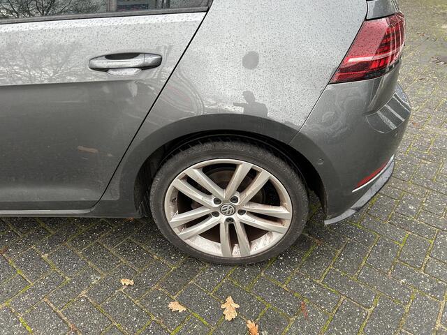 Volkswagen GOLF 1.4 TSI Highline Business R