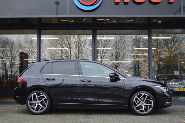 Volkswagen GOLF 1.5 eTSI Style DSG Led Memory Virtual Sfeer Acc Camera CarPlay Pdc