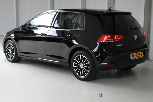 Volkswagen GOLF 1.4 TSI ACT 150PK Navigatie | Lichtmetalen Velgen | Parkeersensoren | Automatische Airco