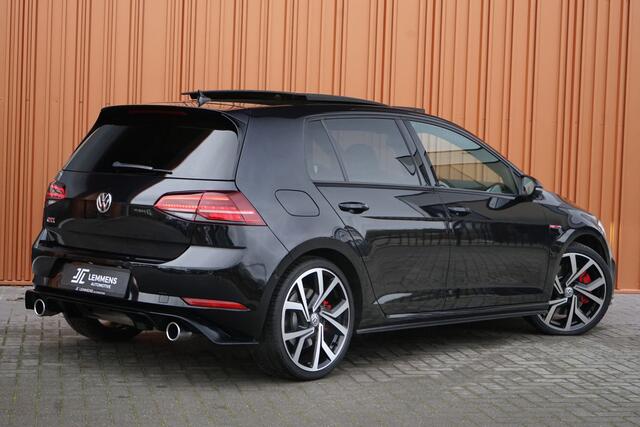 Volkswagen GOLF 2.0 TSI GTI 245PK Performance Panodak Alcantara DCC ACC Virtual Blindspot VOL!