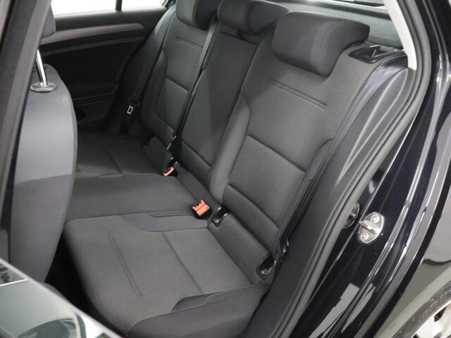 Volkswagen GOLF 1.0 TSI Comfortline | Navigatie | Cruise Control Adaptief | DAB | Climate Control |