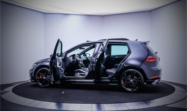 Volkswagen GOLF 2.0GTI Dsg TCR PANO | DIGIDASH | LED | NAVI | APP CONNECT | CAMERA | ADAPTIVE CRUISE | KEYLESS