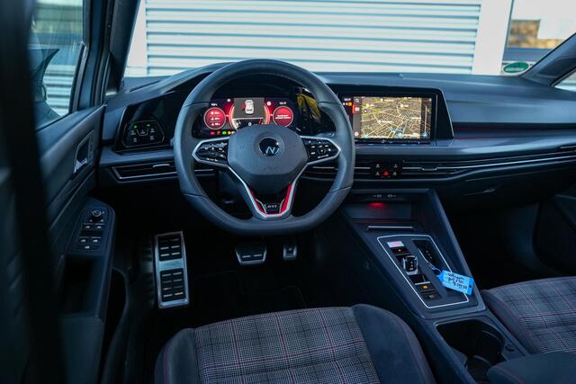 Volkswagen GOLF 2.0 TSI GTI Panodak Camera Stoelverw. Achterbankverw. DAB+