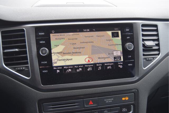 Volkswagen GOLF SPORTSVAN 1.0 TSI | Camera | A-Cruise | Trekhaak | Clima