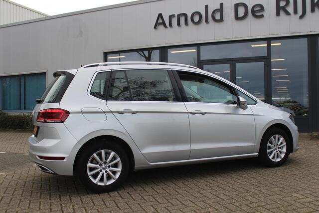 Volkswagen GOLF SPORTSVAN 1.0 TSI Highline