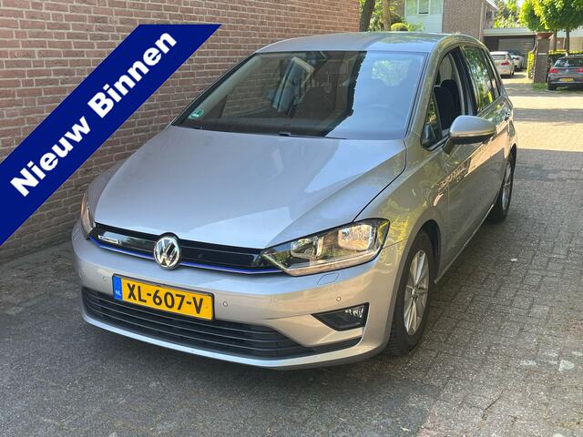 Volkswagen GOLF SPORTSVAN 1.0 TSI Comfortline Bj 2018. Airco, Cruise, PDC V+A, StoelVerw, Haak 1000kg