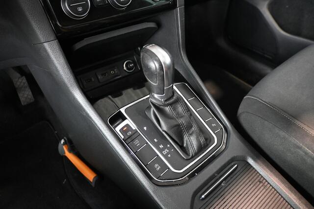 Volkswagen GOLF SPORTSVAN 1.4 TSI Highline Automaat Panoramadak Navigatie Stoelverwarming Rijklaarprijs Inruil Mogelijk!