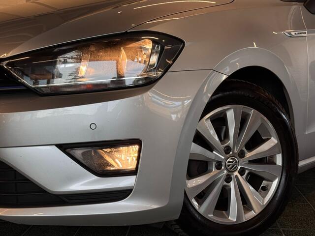 Volkswagen GOLF SPORTSVAN 1.0 TSI Comfortline Trekhaak Navi Clima Cruise
