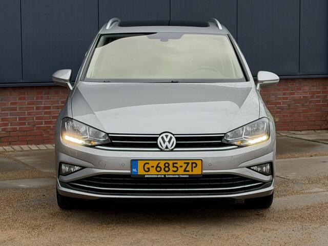 Volkswagen GOLF SPORTSVAN 1.0 TSI 116pk DSG Automaat Pano / Trekhaak / Navigatie