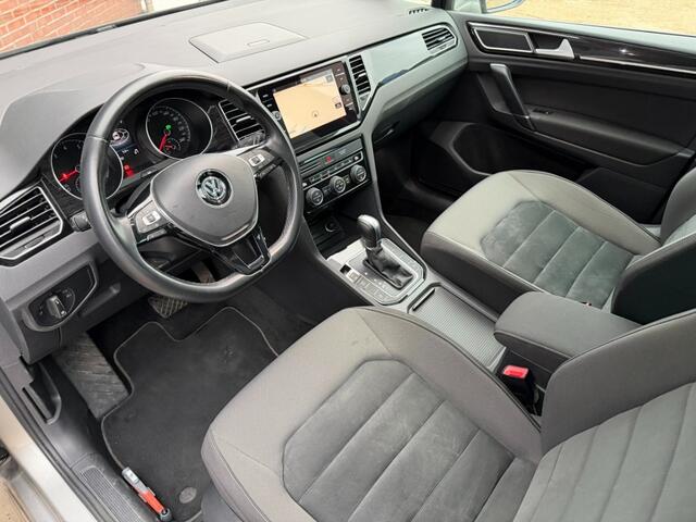 Volkswagen GOLF SPORTSVAN 1.0 TSI 116pk DSG Automaat Pano / Trekhaak / Navigatie