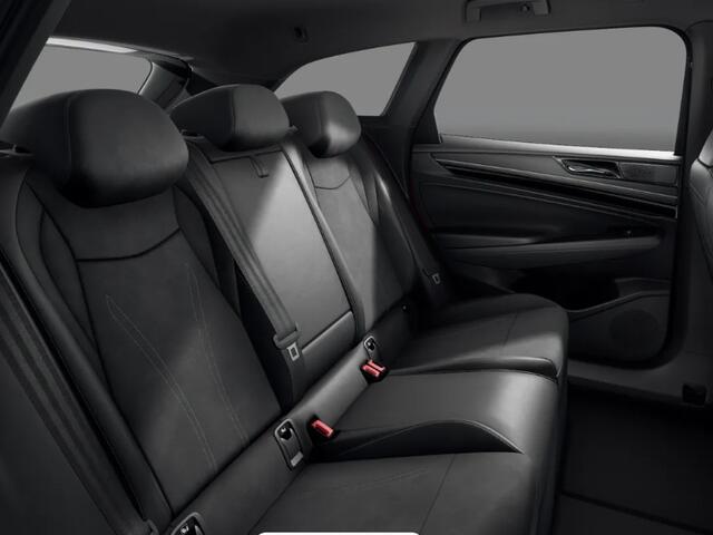 Volkswagen ID ID.7 Pro Limited Edition 77 kWh accu. 286 pk · Trekhaak inklapbaar, met elektrische ontgrendeling ·