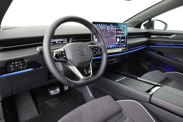 Volkswagen ID ID.7 Tourer First Edition 77 kWh 210 kW / 286 pk | Warmtepomp | IQ Light | DCC | Harman Kardon sound | Navi