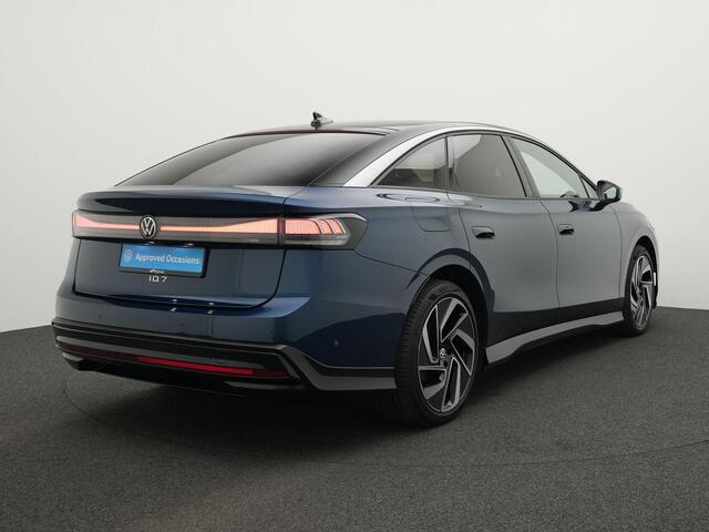 Volkswagen ID ID.7 Limousine 77 kWh 286 pk Pro Business | Rondomzicht camera | IQ Light | Head-up Display | Stoelventilatie | Warmtepomp