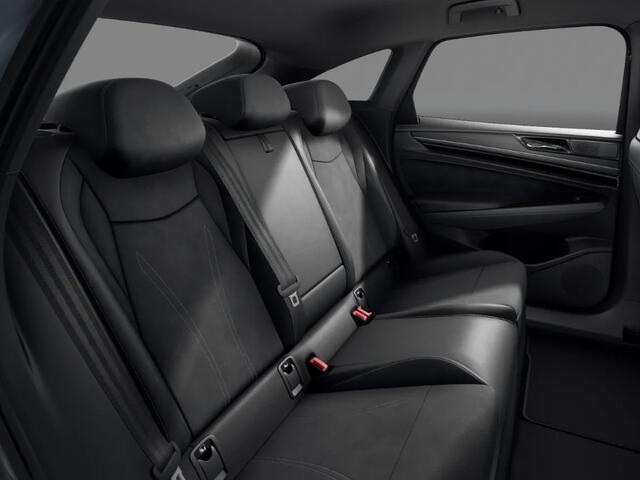 Volkswagen ID ID.7 Pro Limited Edition 77 kWh accu 286 pk · Achteruitrijcamera · Draadloze telefoonverbinding ·