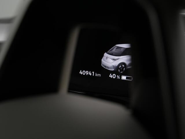 Volkswagen ID. Buzz 1st 77kWh 204 pk | IQ Light | Stuur-/stoelverwarming | Achteruitrijcamera | Navigatie | Adaptive Cruise