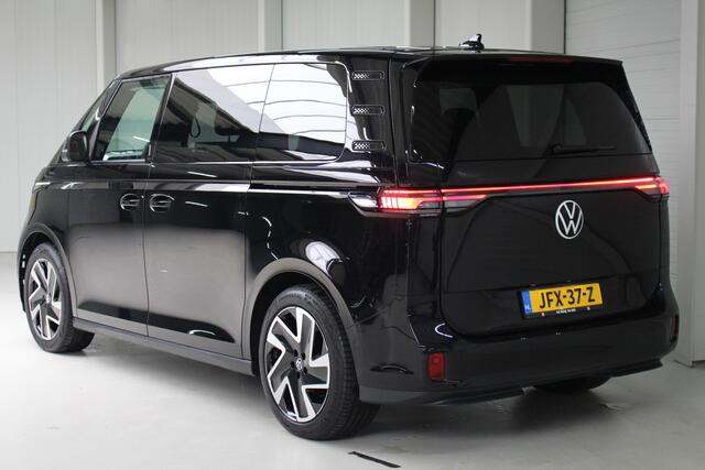 Volkswagen ID. Buzz Pro 77kWh 204PK IQ-Light | Trekhaak | Navigatie | El. schuifdeuren + achterklep | Stoelverwarming | Camera
