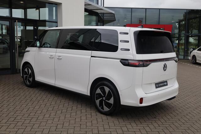 Volkswagen ID. Buzz Pro Bulli 86 kWh LWB 7p. 268PK / 210kW LED Matrix IQ.Light, rondomzicht camera, voorstoelen verwarmbaar met massagefunctie, Apple Carplay & Android Auto, achteruitrijcamera, elektrische schuifdeur links + rechts, Keyless Entry, dynamische grootlichtassist