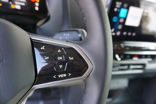 Volkswagen ID. Buzz Cargo | Exclusive Edition | 21" Velgen | Open en Close pakket | ACC | Apple Carplay | Camera | Trekhaak