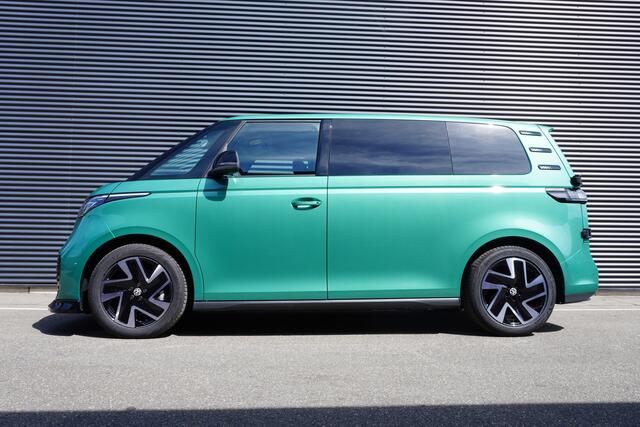 Volkswagen ID. Buzz Cargo ID. Buzz Cargo 340 pk 4-Motion, Anniversary Edition, Glass look panelen, Frontlip, Ondergrille hoogglans zwart, Navigatie, Achterdeuren zonder ruit, Trekhaak