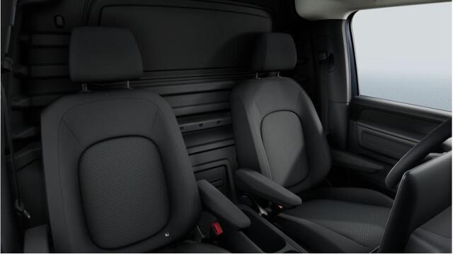 Volkswagen ID. Buzz Cargo Bulli Edition Elektromotor 210 kW (286 pk) 2988 mm Trekhaak elektrisch uitklapbaar | Stoelverwarming | 19" lm velgen Tilburg | ID BUZZ Box tussen voorstoelen | Diefstalarm |