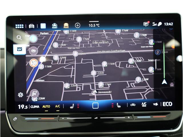 Volkswagen ID.3 Pro Business 59 kWh Pano-dak| Navi| 19'LM-velgen| verwarmd stuur en-voorstoelen