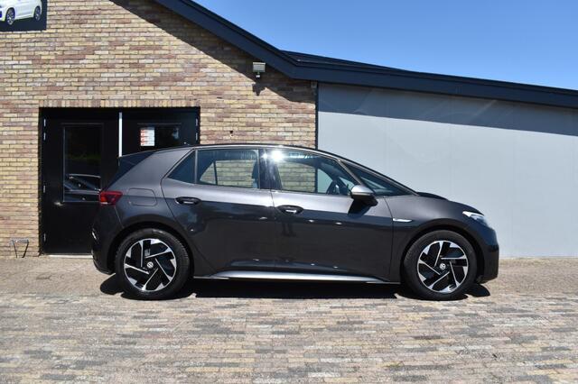 Volkswagen ID.3 FIRST 58 KWH, ACC, Apple Carplay, Navi