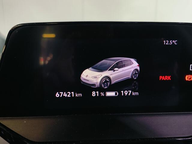 Volkswagen ID.3 Pure 45 kWh uit 2022 Rijklaar + 12 maanden Bovag-garantie Henk Jongen Auto's in Helmond, al 50 jaar service zoals 't hoort!