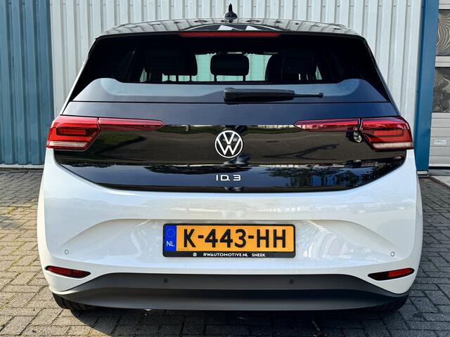 Volkswagen ID.3 Life 58 kWh BTW Auto / AppleCarplay / Stoel en stuurverw / NL Auto Z.G.O.H. ¤ 12.355 Ex BTW