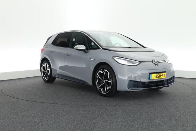 Volkswagen ID.3 First Plus 58 kWh 204pk Camera Matrix Adaptive Cruise Navigatie Stoel+stuurverwarming