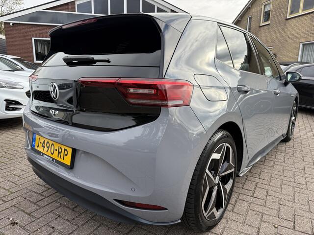 Volkswagen ID.3 First Plus 58 kWh Camera, Trekhaak, 19''Lmv, Matrix Led