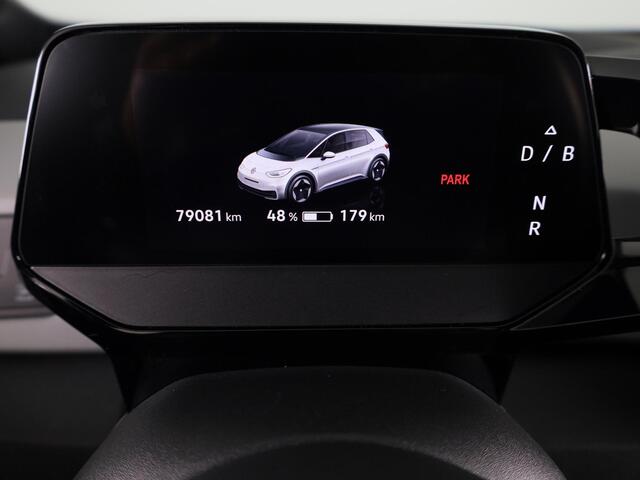 Volkswagen ID.3 First Max 58 kWh 204 PK | Navigatie | Camera | Parkeersensoren | Panoramisch dak | Bestuurderstoel met geheugen |