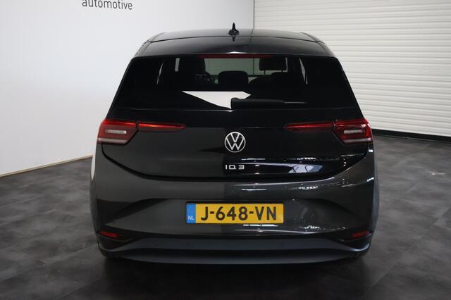 Volkswagen ID.3 First Max 58 kWh | Panoramadak | Matrix LED | Trekhaak
