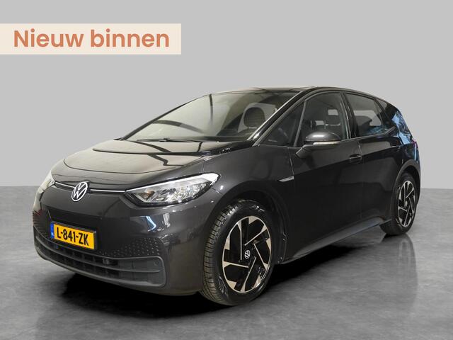 Volkswagen ID.3 Life 58 kWh | Apple Carplay | Stoelverwarming | 18"LM | ACC | All-season